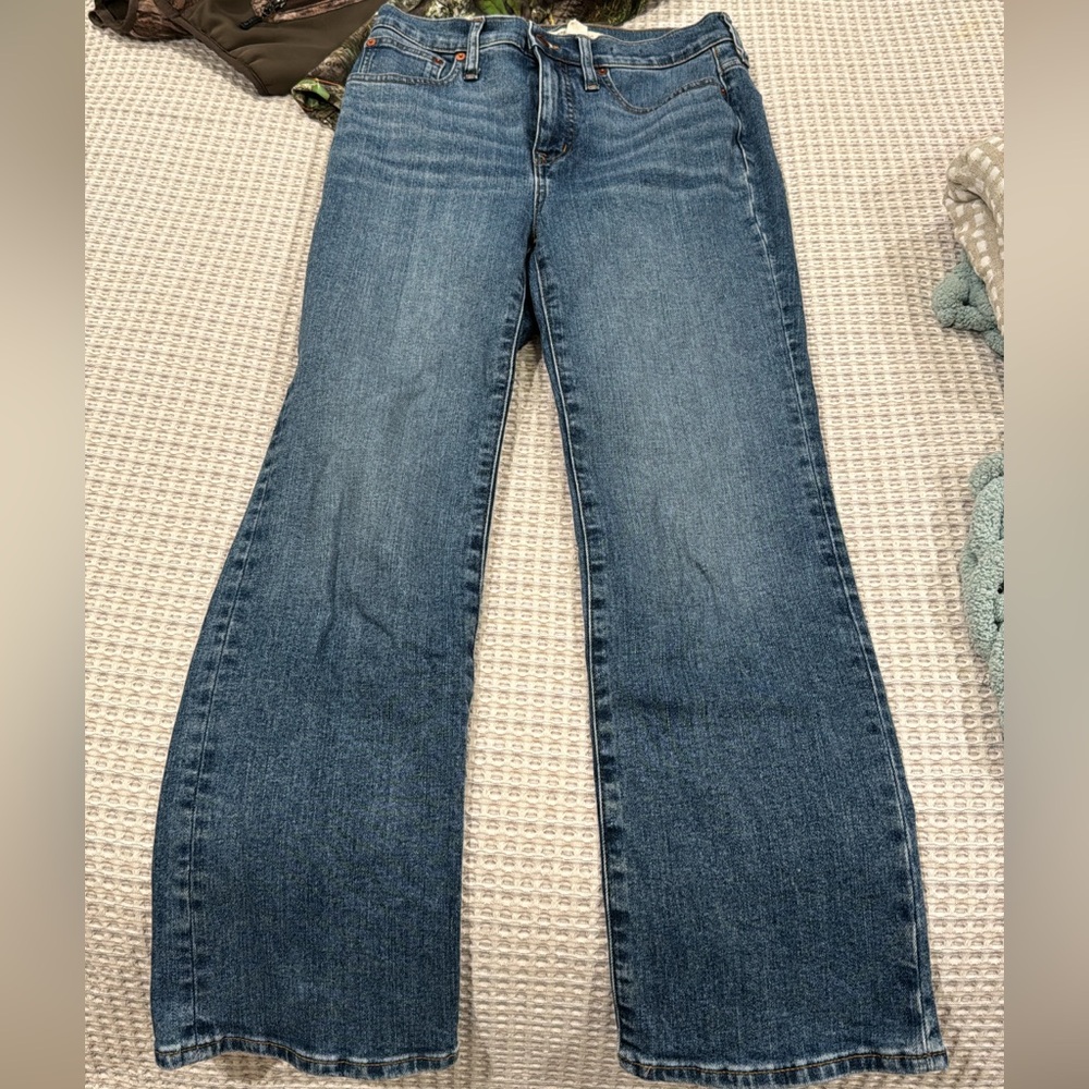 Like new Madewell bootcut jeans.